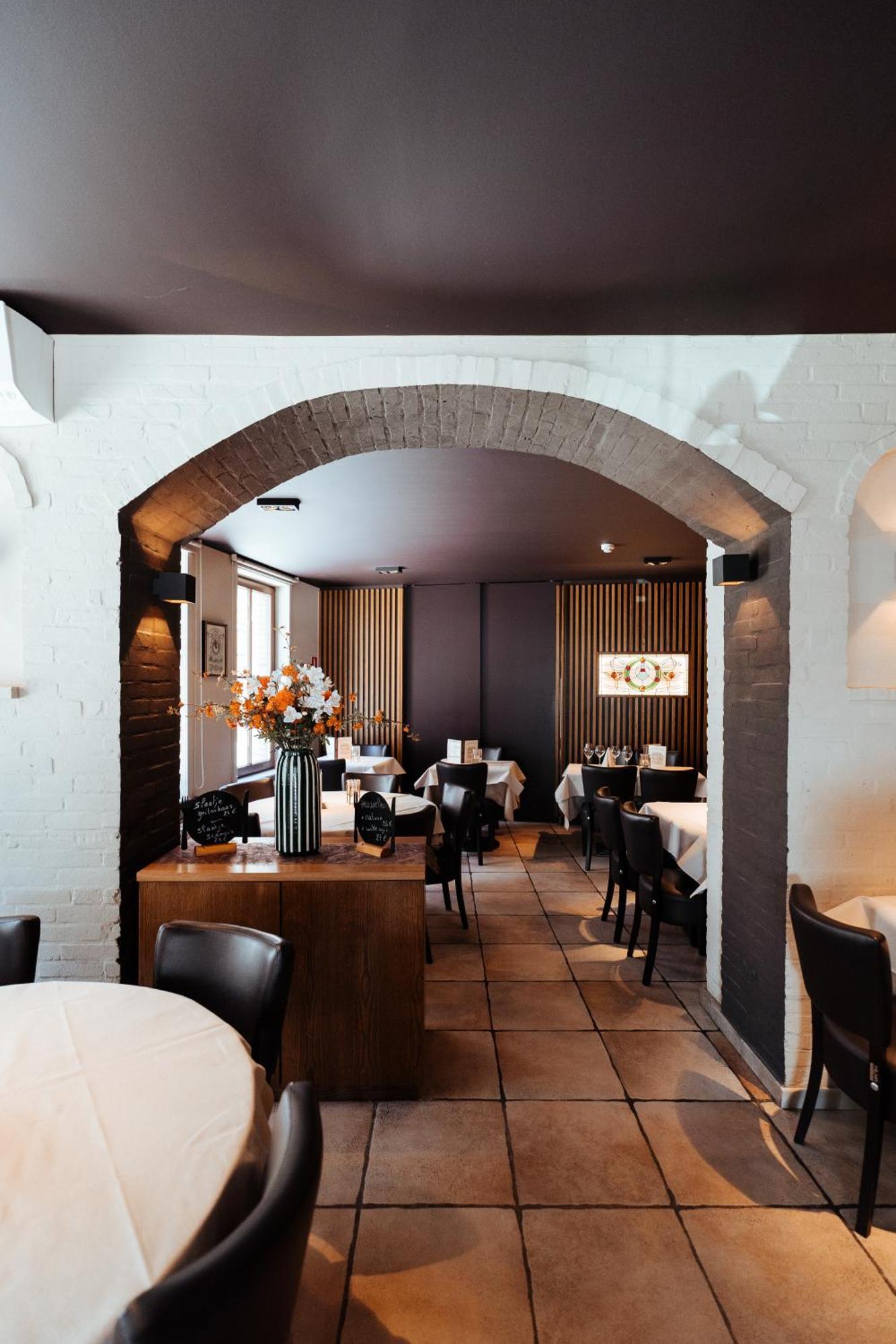 Hotel Brasserie De Beiaard 托尔豪特 外观 照片