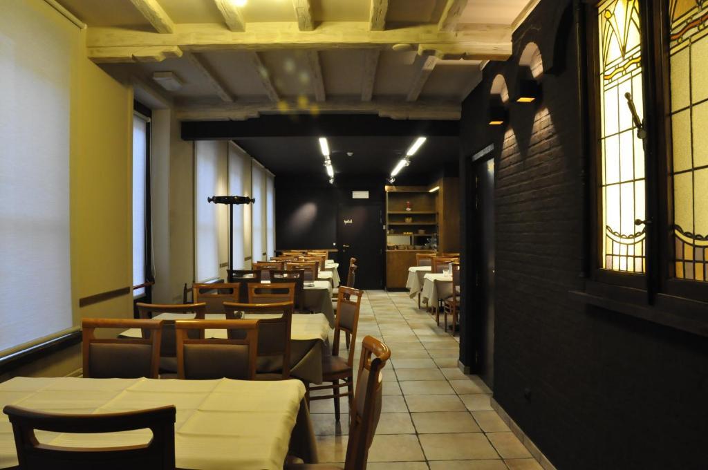 Hotel Brasserie De Beiaard 托尔豪特 外观 照片